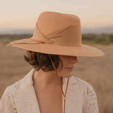 Load image into Gallery viewer, Gardenia Field Hat - Tan/ Camel
