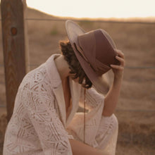 Load image into Gallery viewer, Gardenia Field Hat - Chocolate
